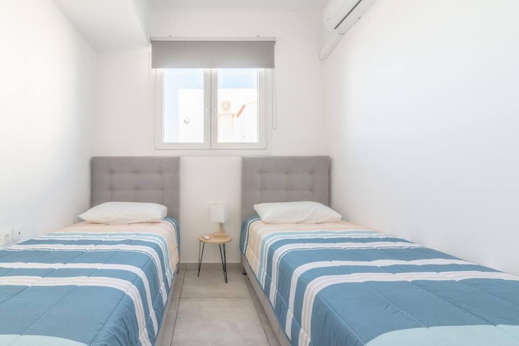 Minoas Apt Next To The Beach Милатос Екстериор снимка