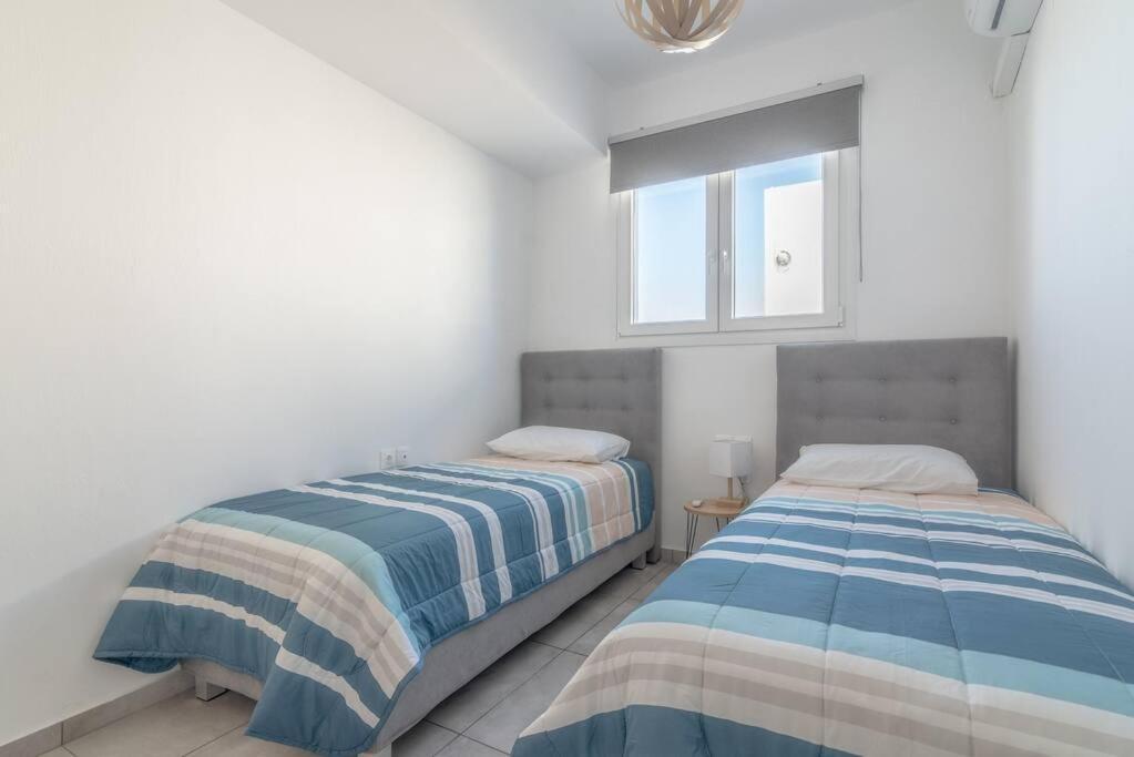 Minoas Apt Next To The Beach Милатос Екстериор снимка
